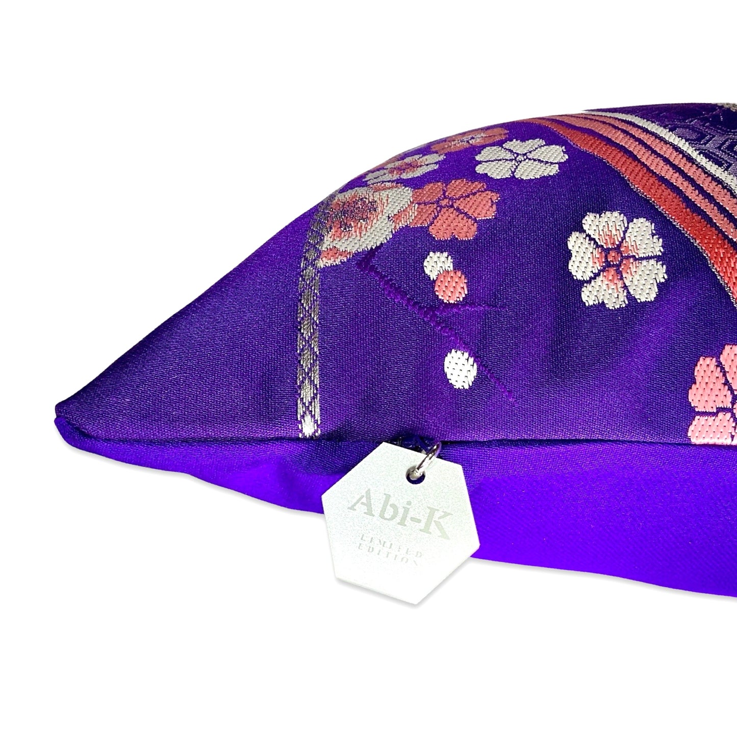 Abi-K Cushion ‘Pretty Purple’