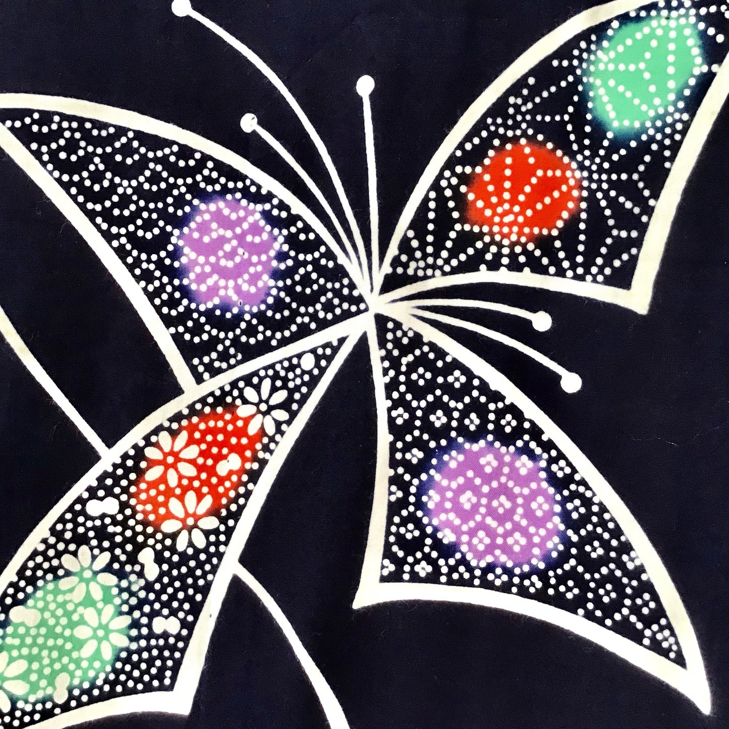 Vintage Kimono ’Navy Blue With Butterflies Yukata’