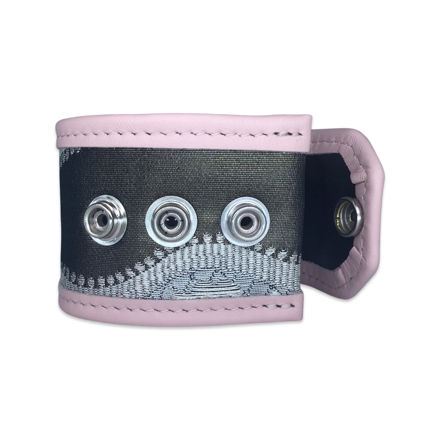 Abi-K Cuff ‘Costume Drama’ 2/2