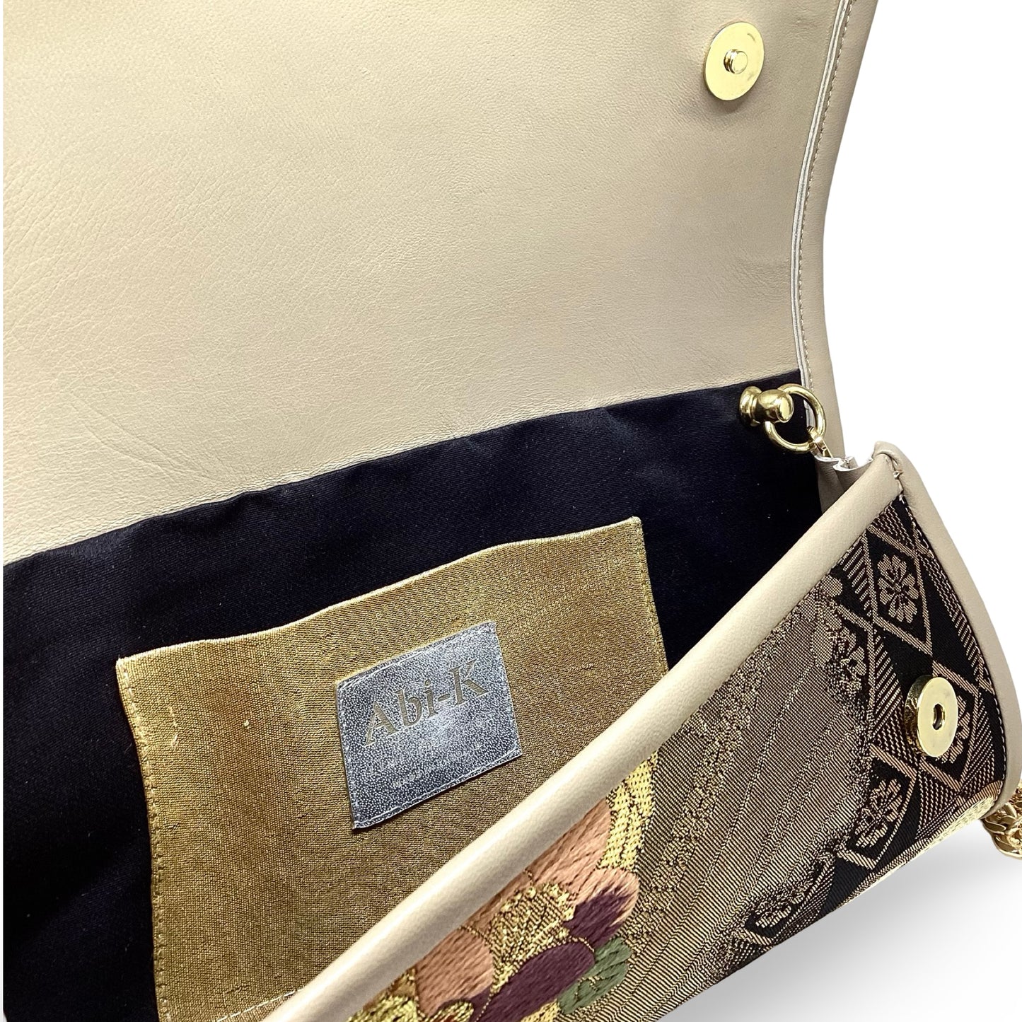 Alma Luxe ‘Kyoto meets London’ taupe