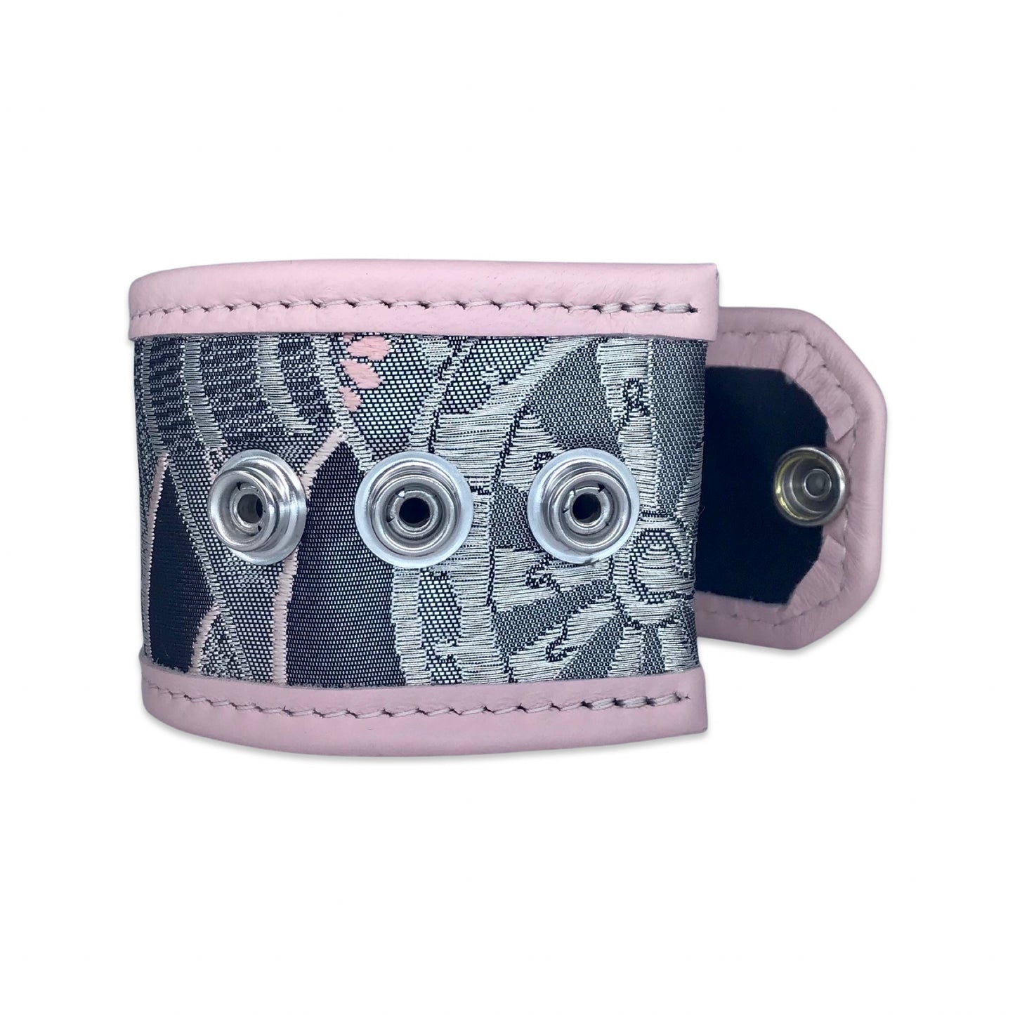 Abi-K Cuff ‘Pretty Pewter’ 2/2