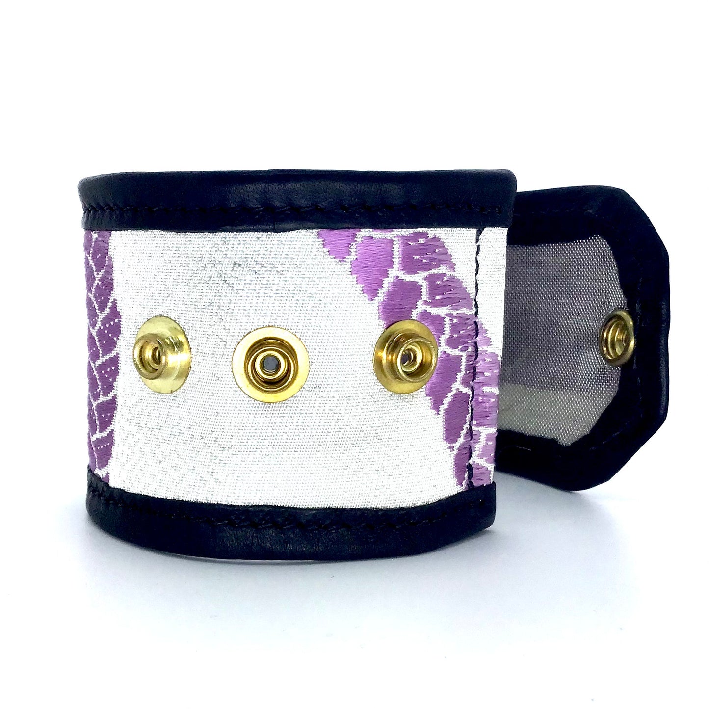 Abi-K Cuff ‘Lilac Tassels’