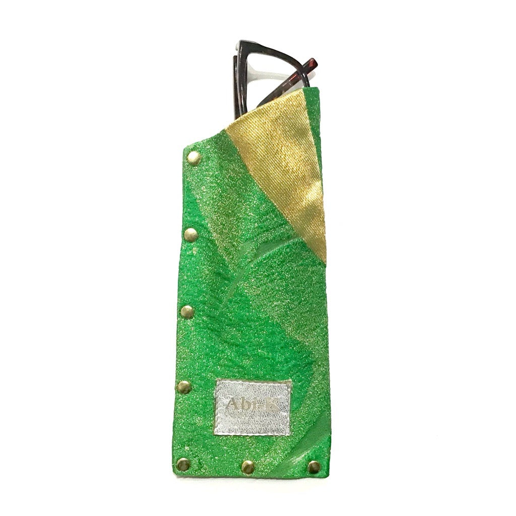 Abi-K Glasses Case ‘Golden Crane’ 2/2