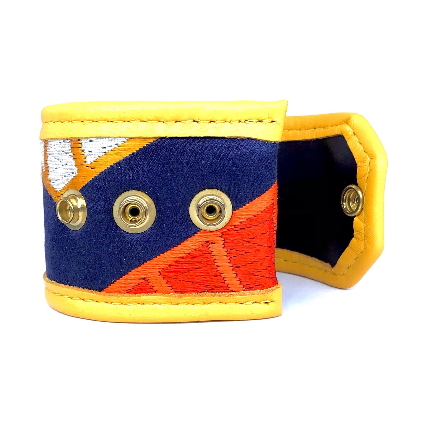 Abi-K Cuff ‘Mustard Navy Kikko’ 3/3