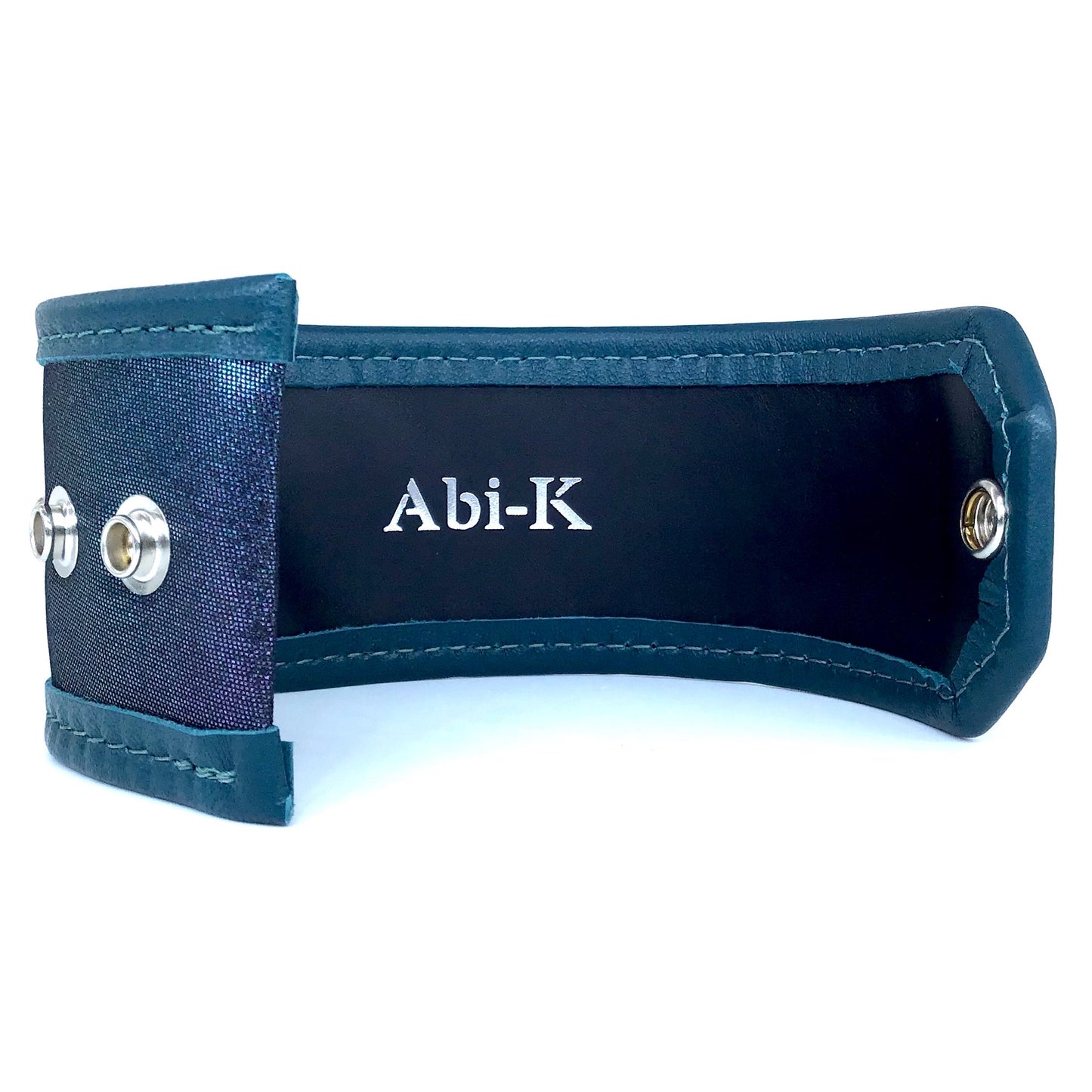 Abi-K Cuff ‘Blue Teal Garden’ 2/2