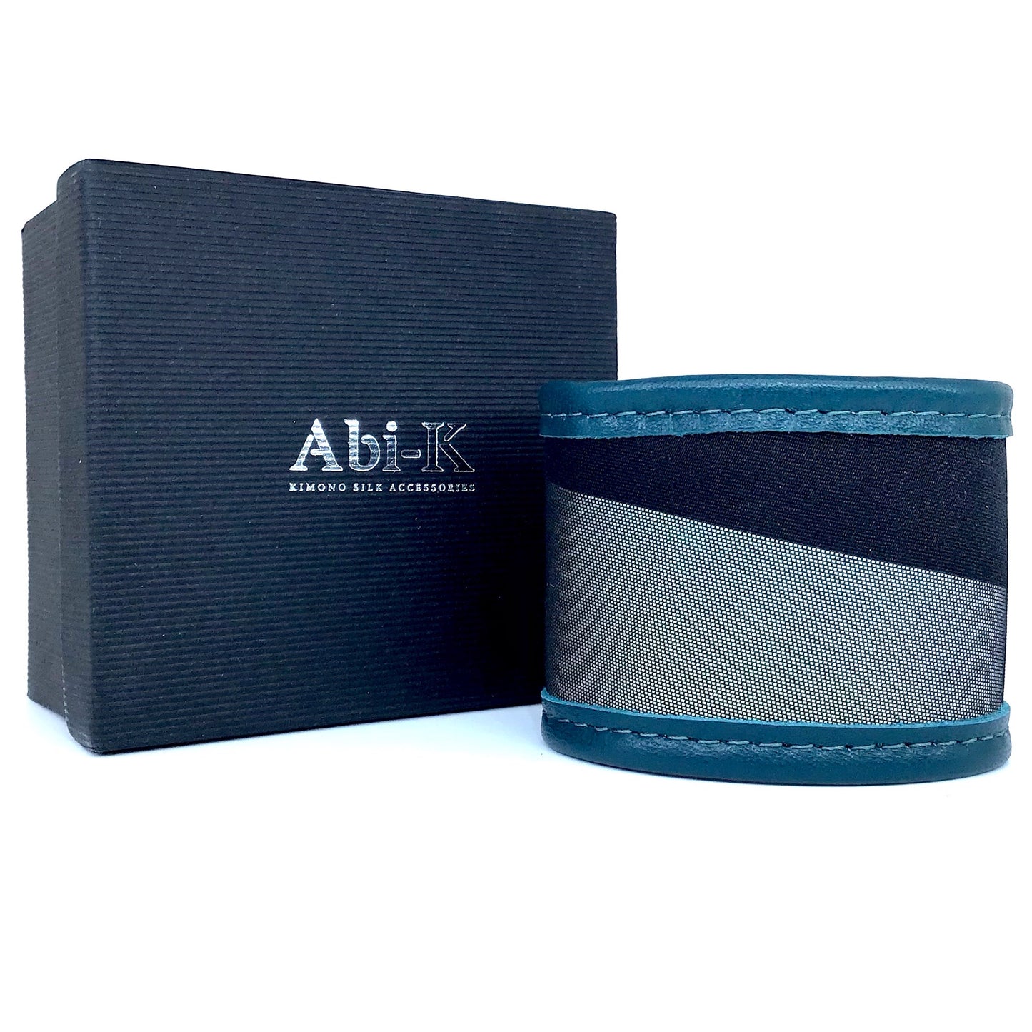 Abi-K Cuff ‘Blue Teal Garden’ 2/2