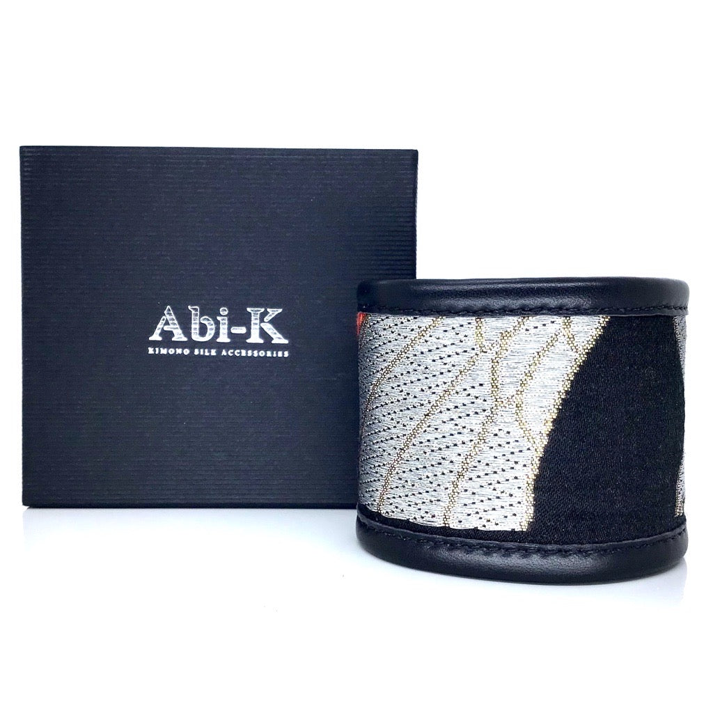 Abi-K Cuff ’Silver Abstract’