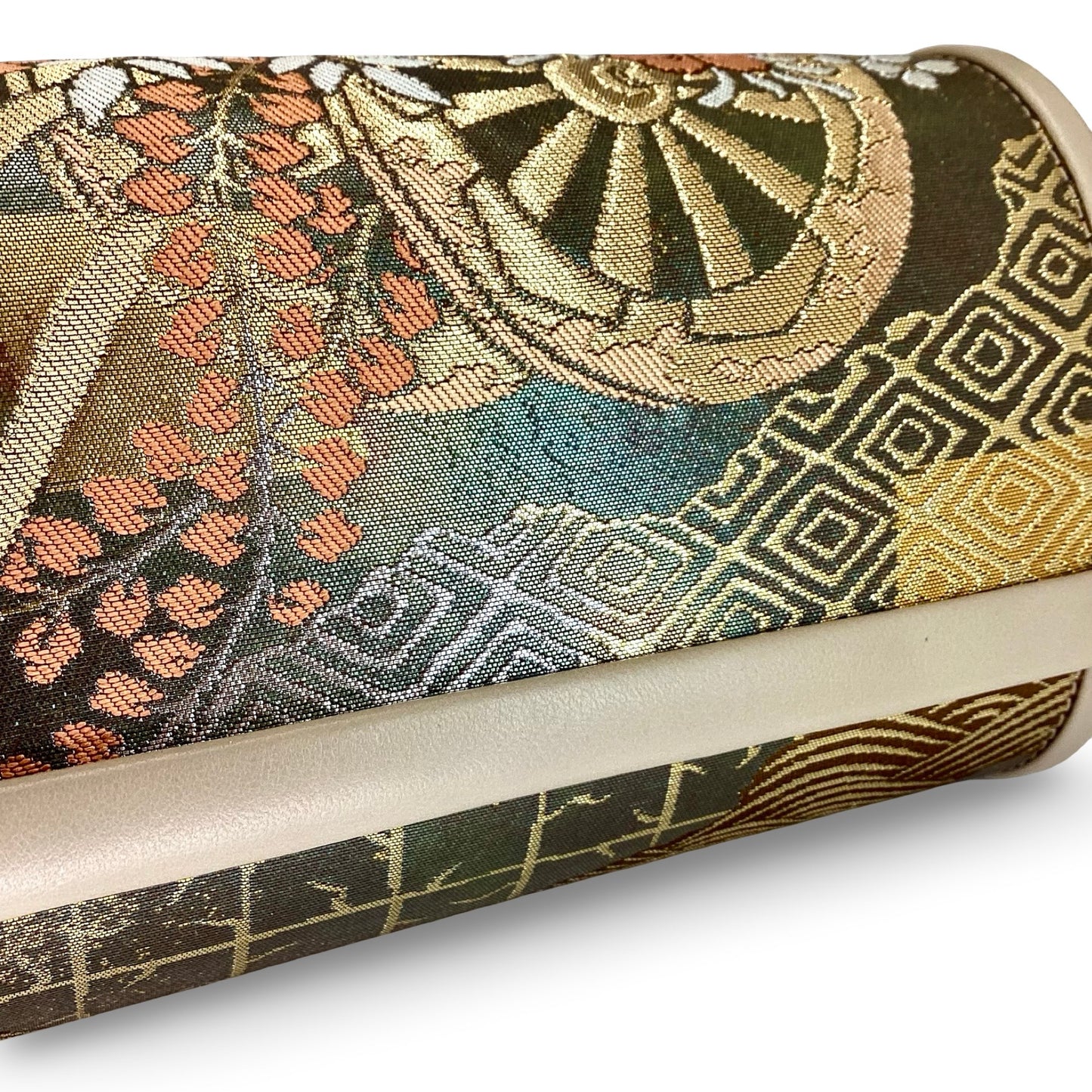 Alma Luxe ‘Royal Carriage’ taupe