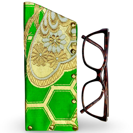 Abi-K Glasses Case ‘Glam Glow’ 1