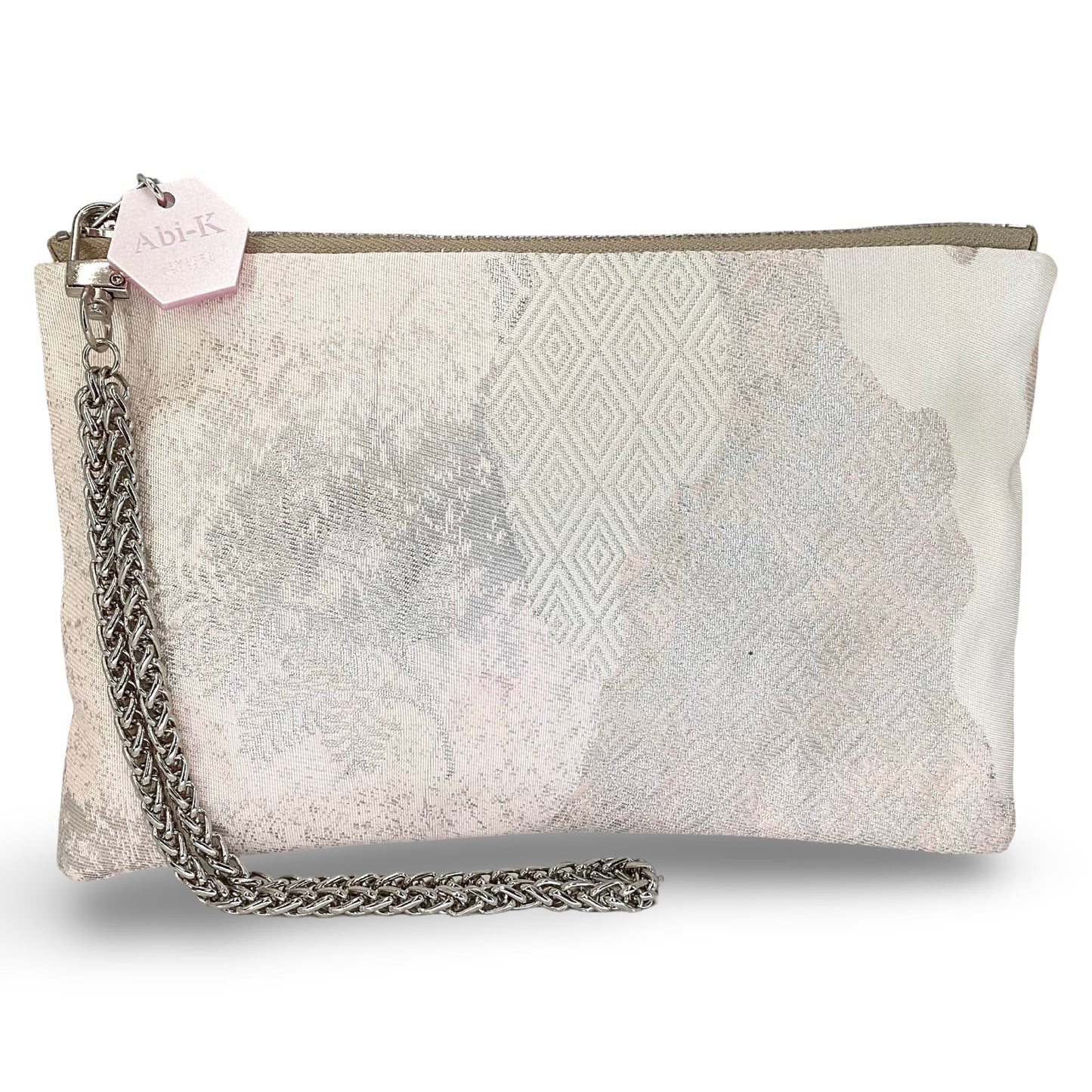 Carolyn Purse ‘Subtle Blush’ 6/7