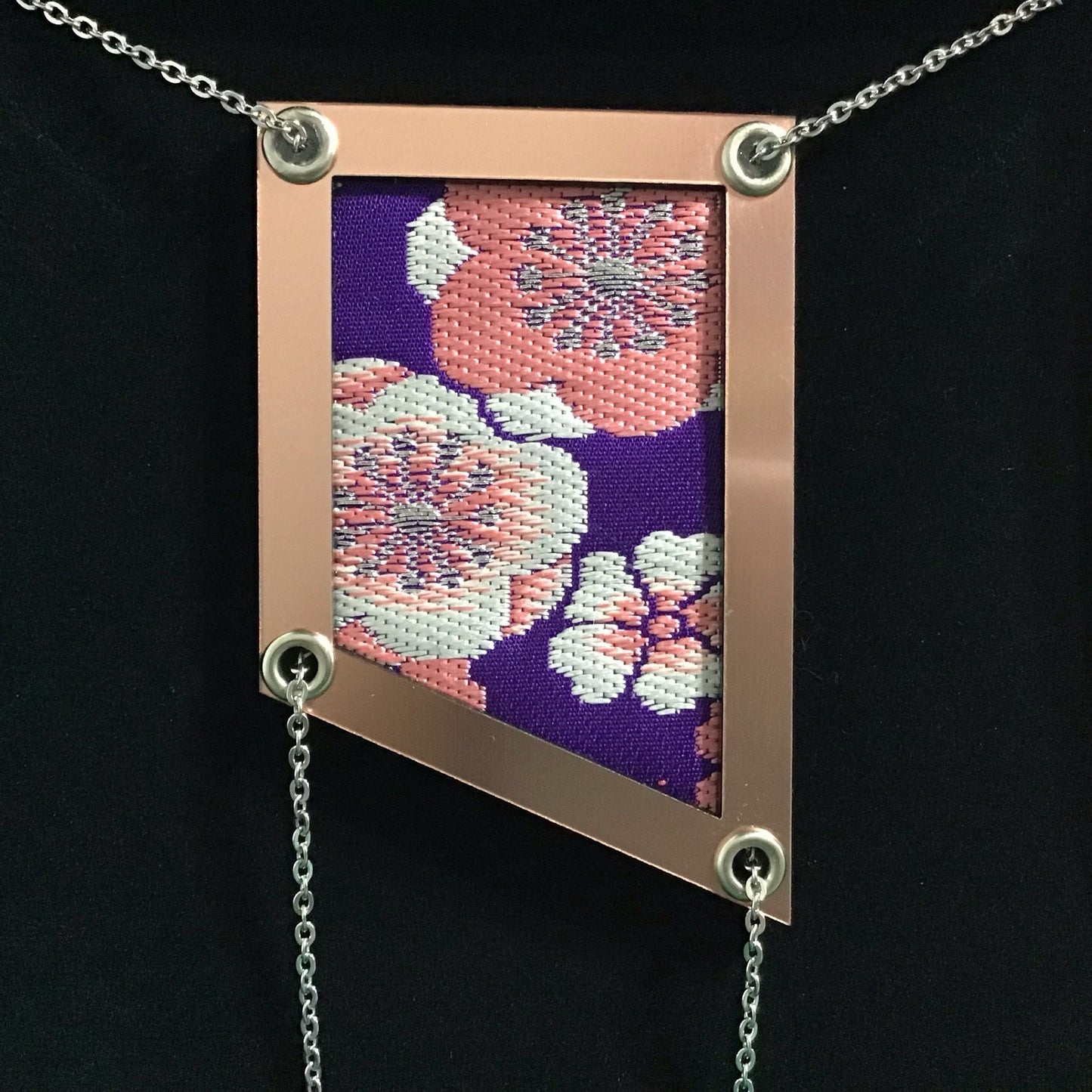 Abi-K Statement Necklace ‘Pretty Purple’ 2/2