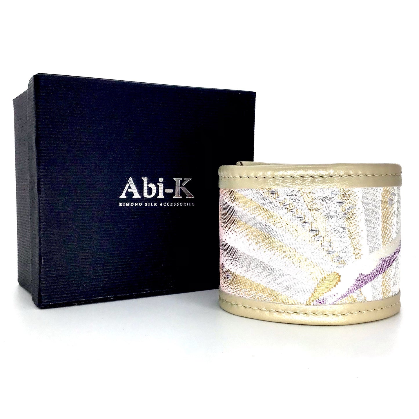 Abi-K Cuff ‘Lilac Crane’