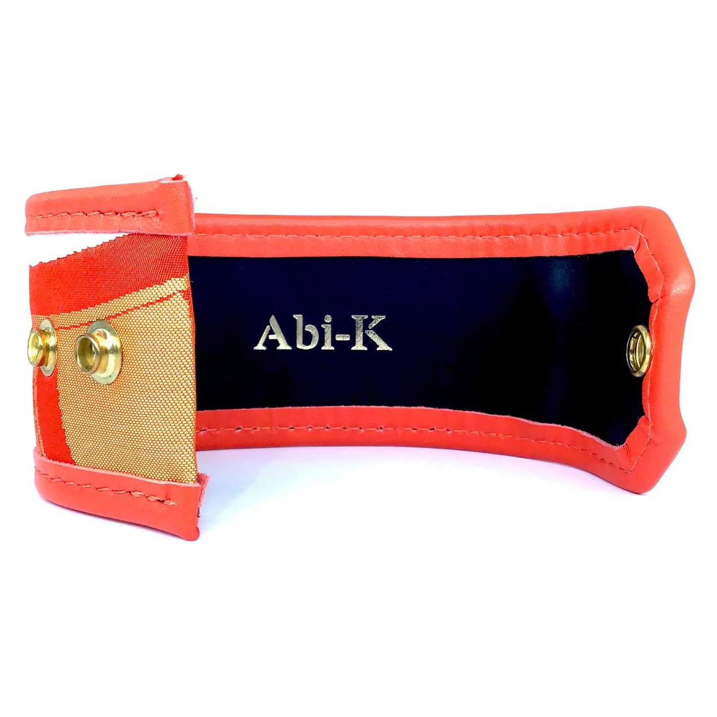 Abi-K Cuff ‘Carnaby Street’ 2/4