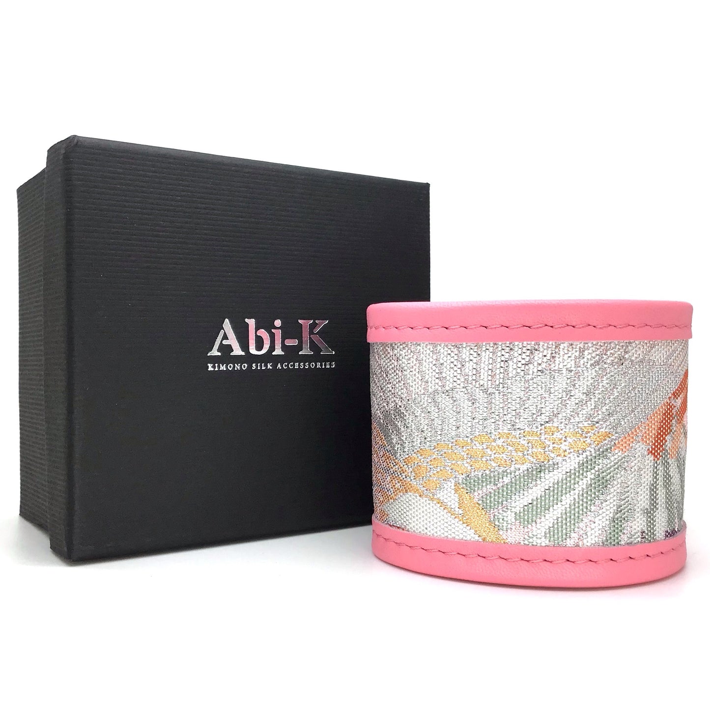 Abi-K Cuff ‘Pastel Cranes’ 2/2
