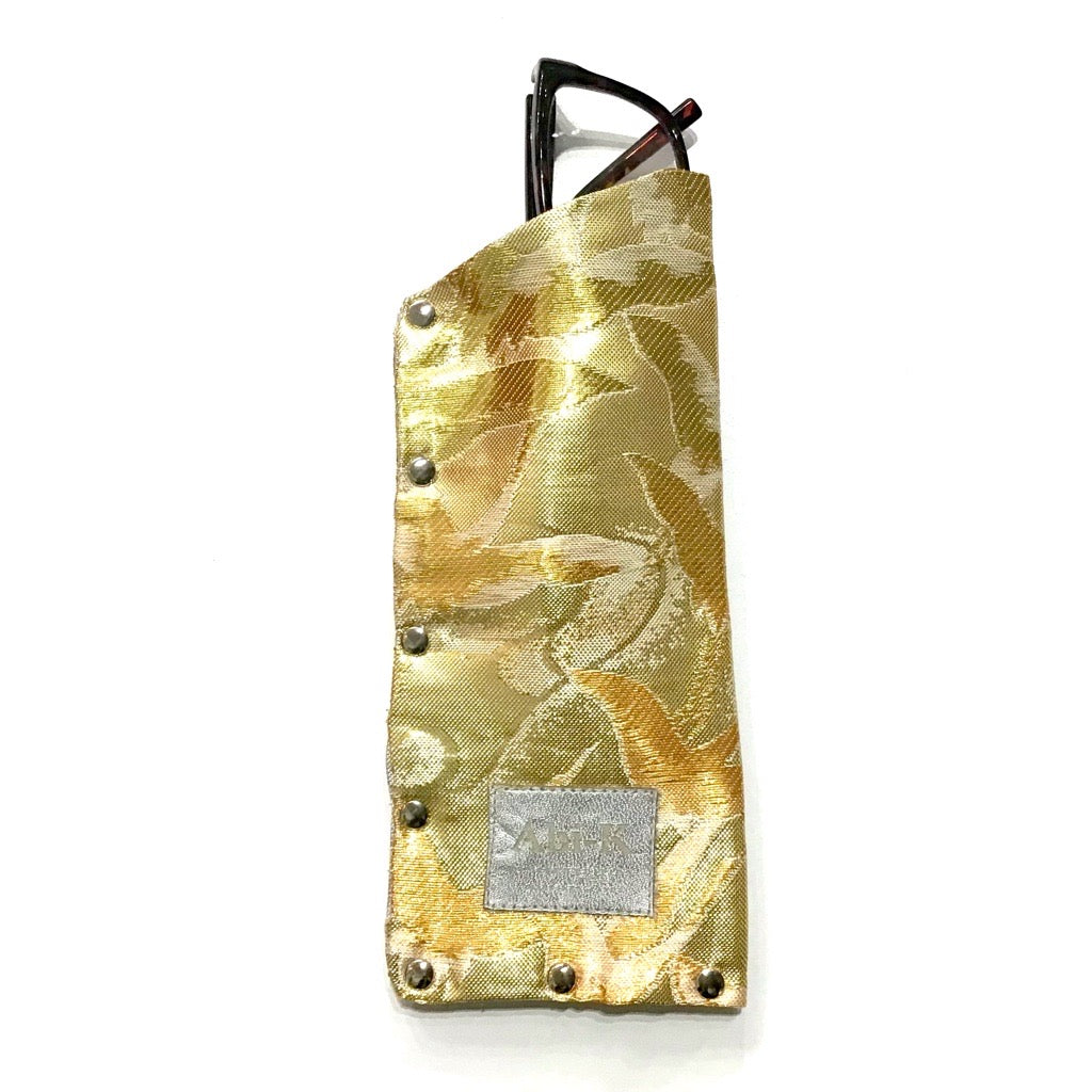 Abi-K Glasses Case ‘Golden Shimmer Cranes’