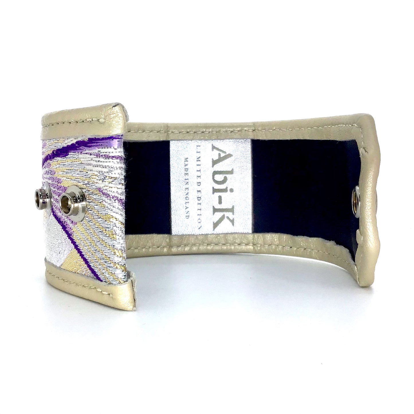 Abi-K Cuff ‘Lilac Crane’